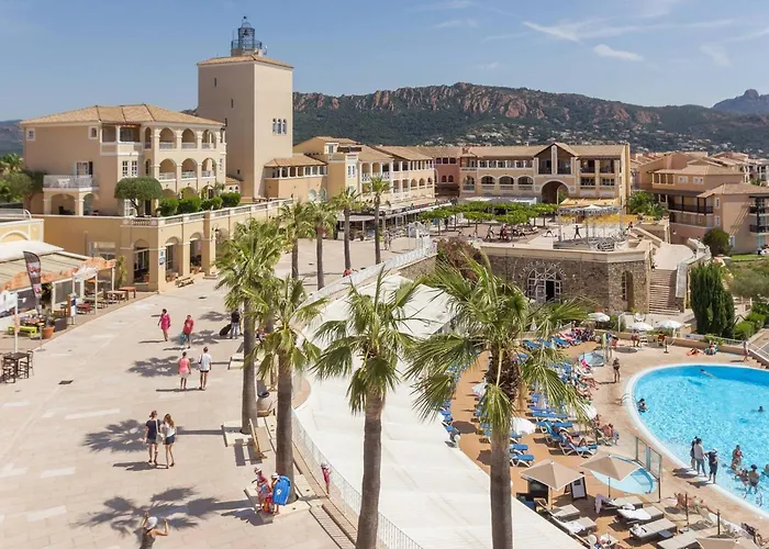 Cap Esterel 2 Pieces Pour 4 Pers Avec Acces Piscines - Fr-1-504-680 *