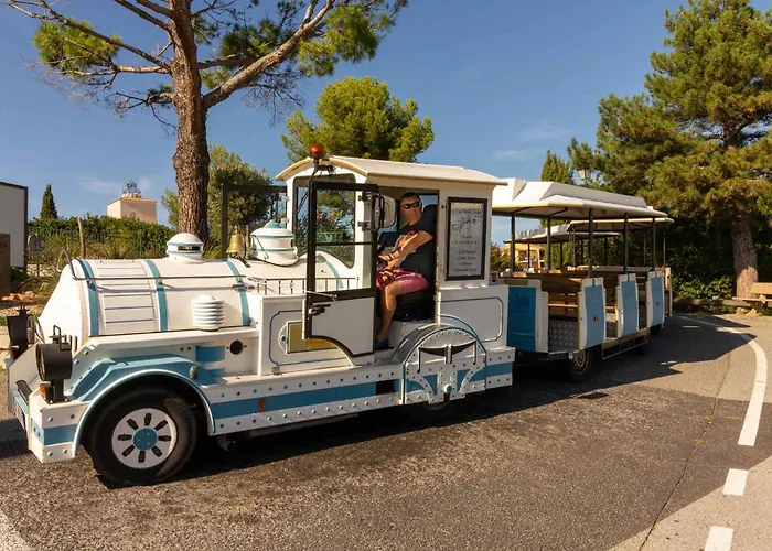 Cap Esterel 2 Pieces Pour 4 Pers Avec Acces Piscines - Fr-1-504-680 * Сен-Рафаель