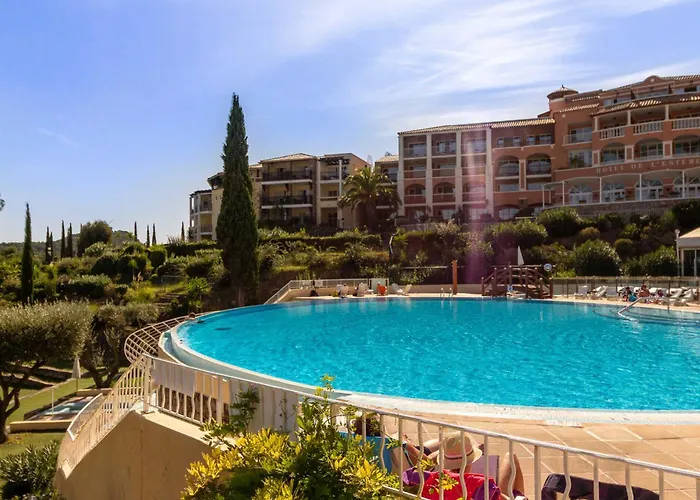 Cap Esterel 2 Pieces Pour 4 Pers Avec Acces Piscines - Fr-1-504-680 Apartment